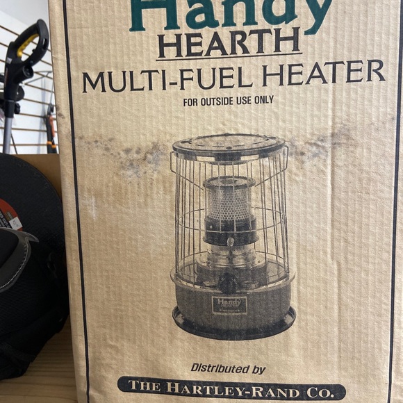 Kerosene heater, new in box. See pictures, happy to send more. - Picture 5 of 5